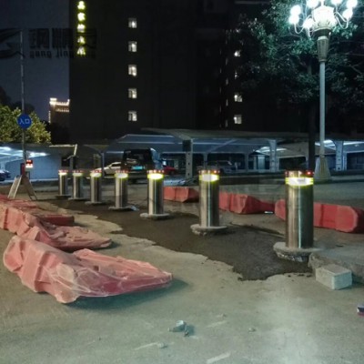 湖北小区物业路桩  湖北反光柱防撞柱 预埋式路桩