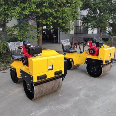 现货供应全新压路机好转向驾驶型压路机