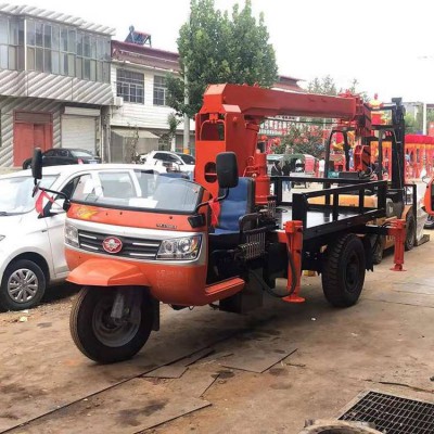 源头出售农用三轮吊小型建筑吊三轮自备吊