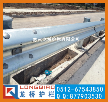 萍乡高速公路防撞护栏 萍乡公路波形梁钢护栏 龙桥护栏生产