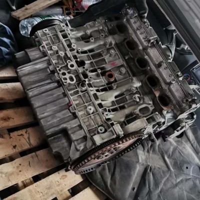供应宝马X6 X5发动机 X4变速箱 尾灯 大灯