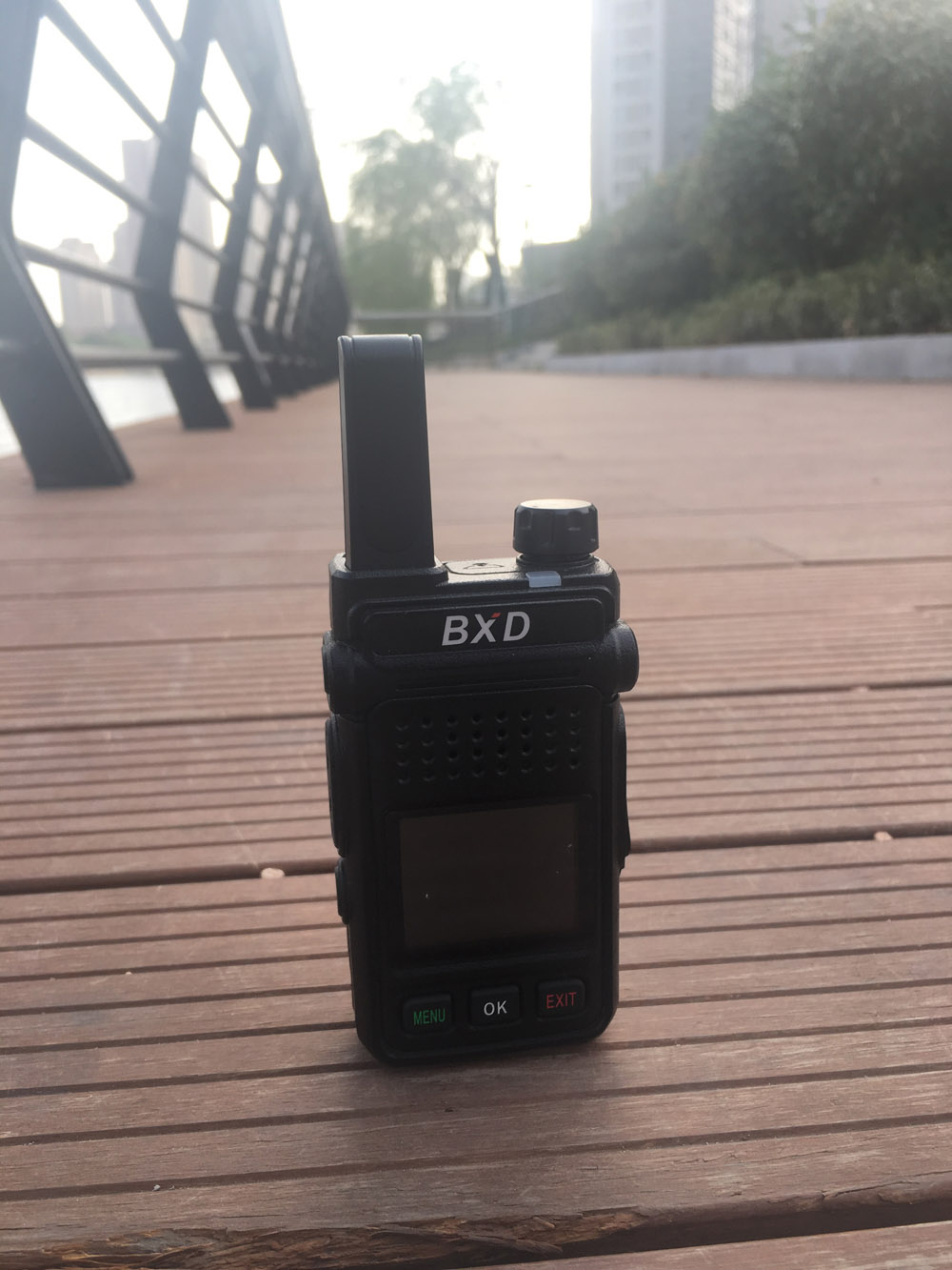 供应滨州对讲机博信达518插卡对讲机5000公里对讲