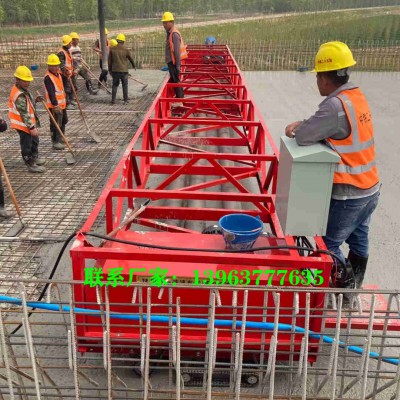 混凝土滚筒式整平机高速公路轨道式摊平机