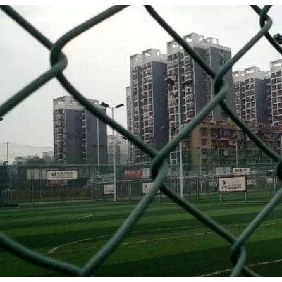 新疆球场围栏网篮球场围网体育场围网生产厂家