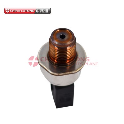 电装油轨压力传感器314004A700发动机共轨传感器
