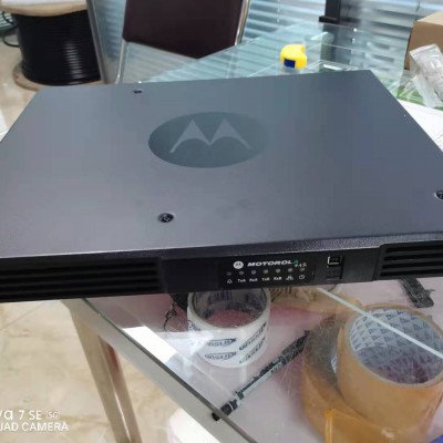 供应摩托罗拉5300中继台烟台工业园信号放大器10公里