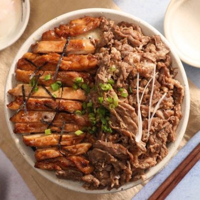 在商场开一家日式烧肉饭怎么样？π岛烧肉井饭加盟费用贵不贵？