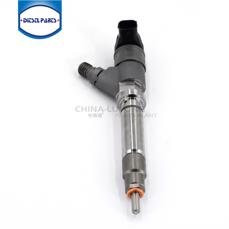 针阀式喷油器0 445 120 027长城哈弗喷油器