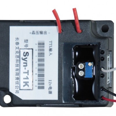 SYN-T1K型  同步触发1kHz 退压调Q电源
