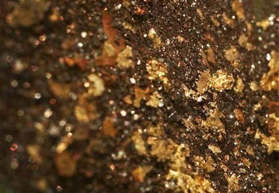 巩义铂思特富硫高砷金矿硫脲浸金工艺，金的萃取技术，毛毯选金机