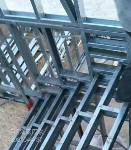雅安高强U型轻钢龙骨施工简单多种类型都有