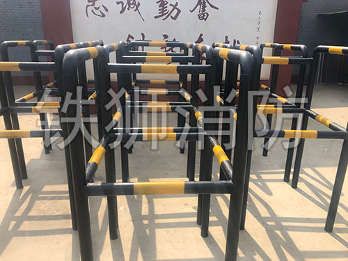 沧州铁狮消火栓防护架   定制供应