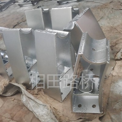 铸钢防撞栏管托 不锈钢栏杆立柱 铸铁护栏支座
