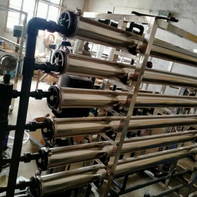 深圳大型工业3吨每小时纯净水设备