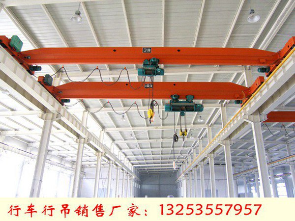 江苏常州单梁行车厂家发货多台5吨26.5米航吊