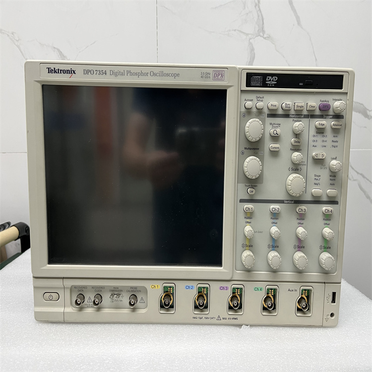 Tektronix泰克DPO7354数字荧光示波器