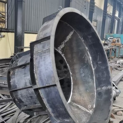 高铁桥墩钢模具配重块钢模具焊接压圆打磨成型图