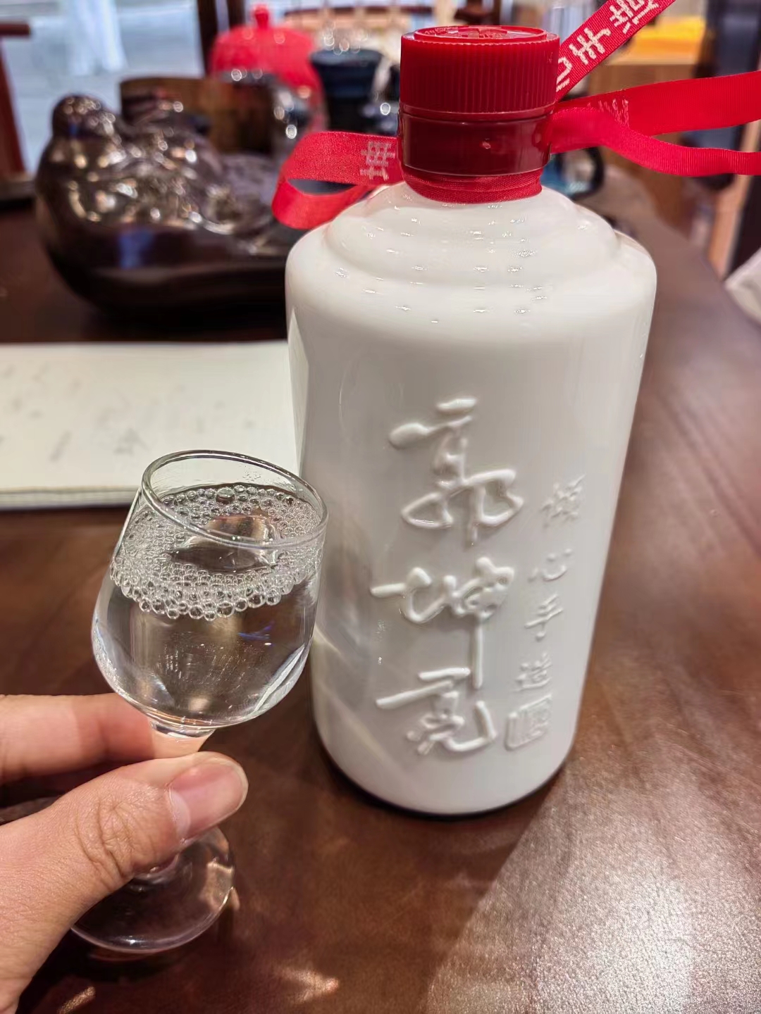 53°郭坤亮手造酒光瓶酱香型白酒500ml