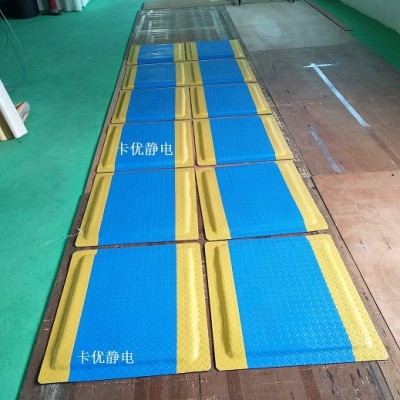 灰色无味防静电胶垫，3.5MM发泡防静电桌垫，卡优垫