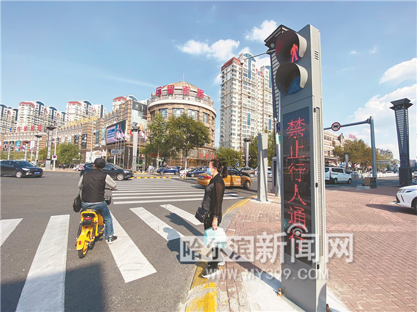一体式广告人行信号灯
