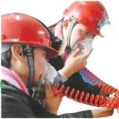 西安的老铁们需要箱式压风自救装置就来永成矿山