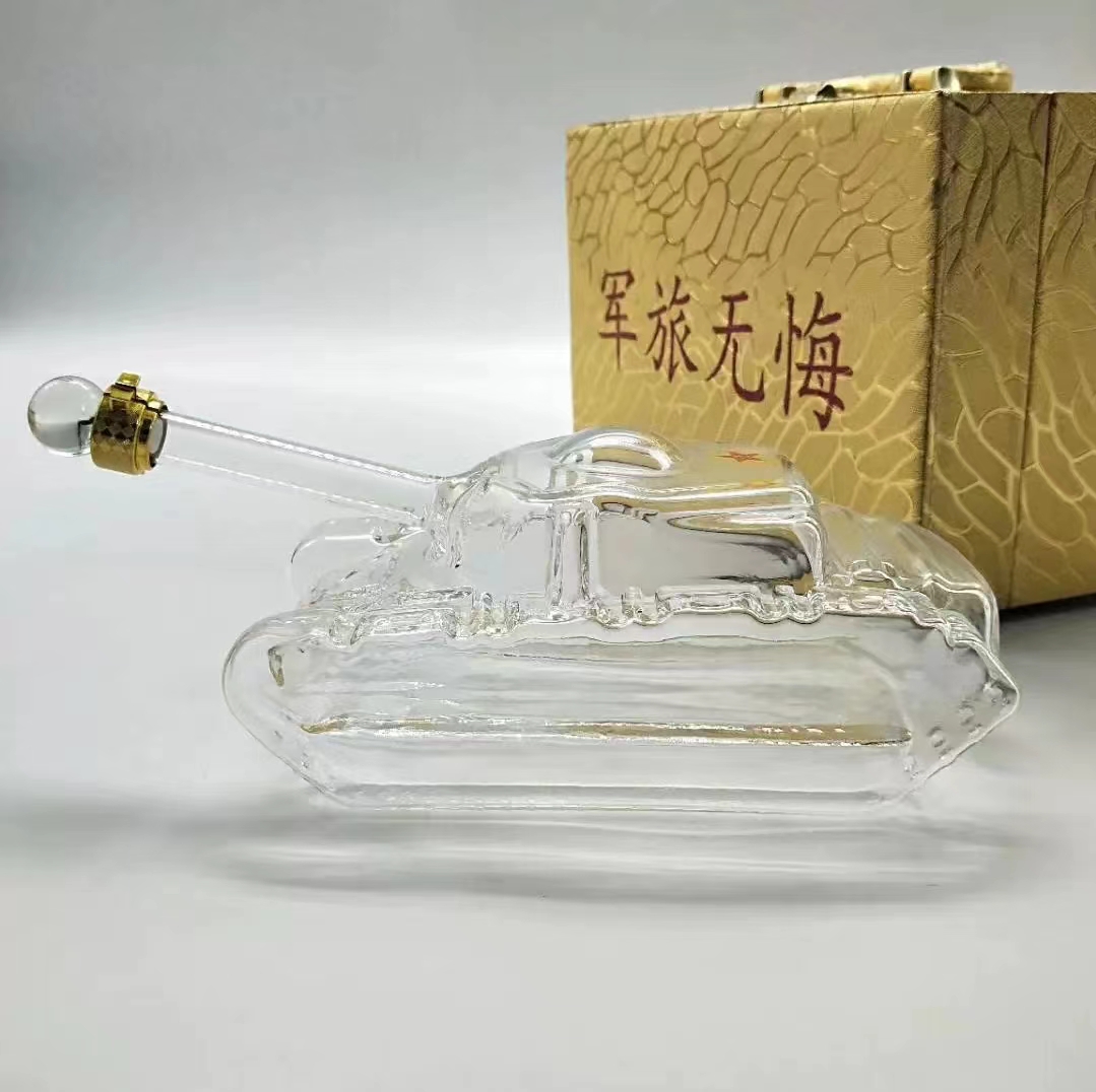 河间华企手工艺酒瓶吹制玻璃酒瓶坦克酒瓶1000ml