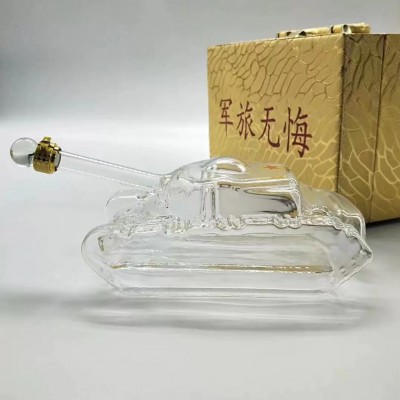 河间华企手工艺酒瓶吹制玻璃酒瓶坦克酒瓶1000ml