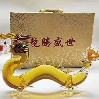 河间华企生产龙造型酒瓶高硼硅玻璃泡酒瓶1000ml