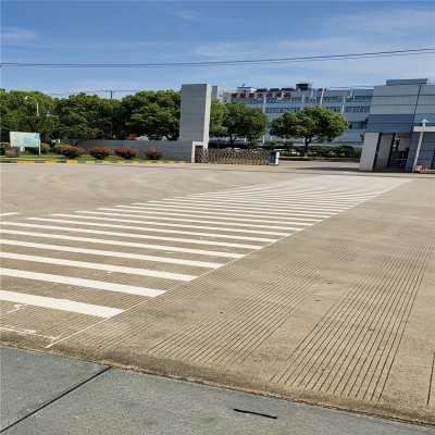 苏州汾湖镇人行道标线价格 苏州斑马线施工价格
