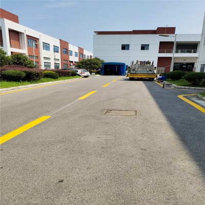 苏州科技城工厂车位划线、新区车道标志线施工