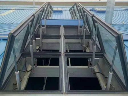 河北电动消防排烟窗厂家