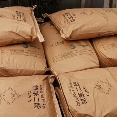 索尔维邻苯二酚25kg/袋98.5%无色晶体医药中间体原料