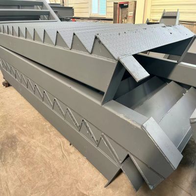 张家口钢结构楼梯定制 小区厂房用 承接钢结构楼梯工程
