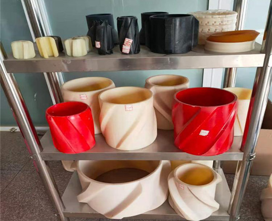 河北刮蜡器厂家,抽油杆扶正器厂家,任丘明达尼龙制品