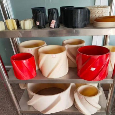 河北刮蜡器厂家,抽油杆扶正器厂家,任丘明达尼龙制品
