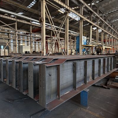 钢结构行车梁 加劲肋钢梁定制 博泰钢构 Q235钢梁
