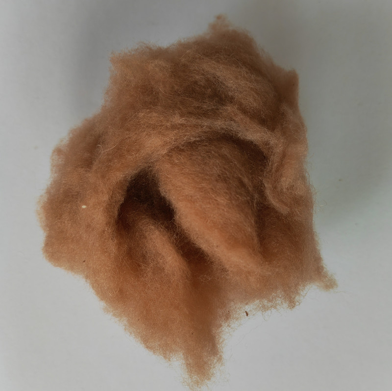 批发细致羊驼绒原料驼绒絮片纺纱制衣服装填充物