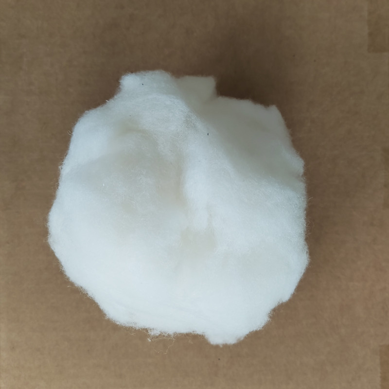 供应细致山羊绒原料纺纱纺织质量好免费拿样