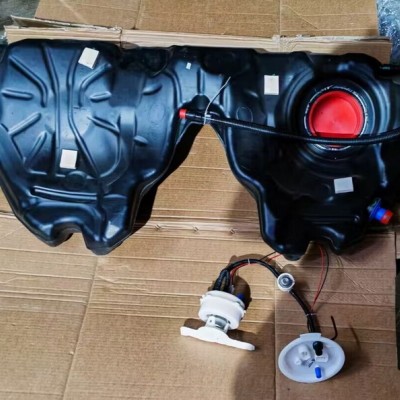宝马740油箱 电子扇 雨刮水壶 倒车镜 氧传感器