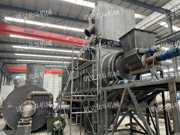生物质连续式炭化机 椰壳松果壳环保全自动炭化炉 无烟炭化